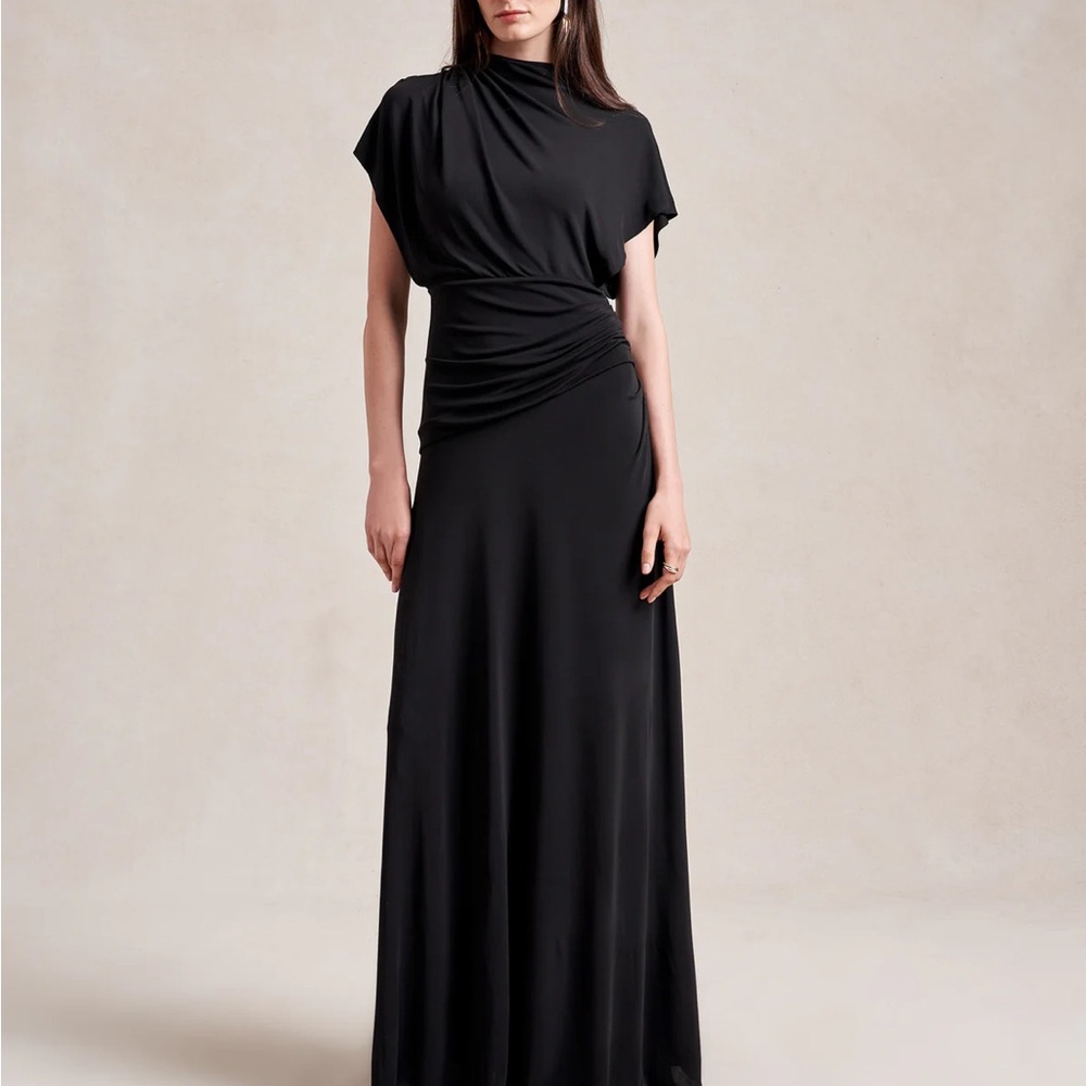 La Ligne Milla Dress - Elegant Black Evening Gown